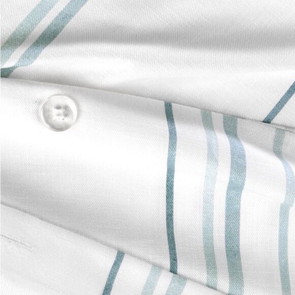 Sky Bristol Stripes Full/ Queen Duvet Set with 2 Standard Shams - Picture 6 of 9